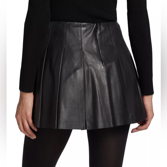 Lamarque Juliana Black Leather Pleated Miniskirt - Picture 7 of 8